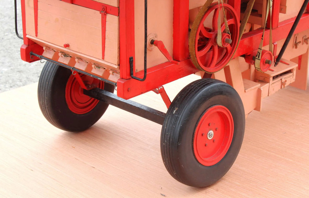2 inch scale threshing machine