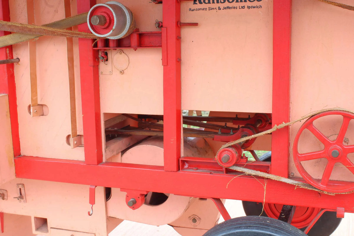 2 inch scale threshing machine