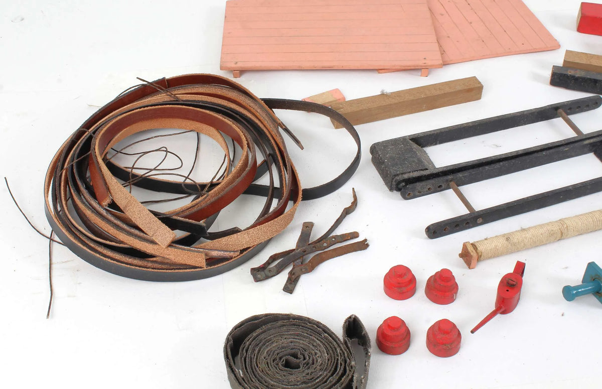 2 inch scale threshing machine