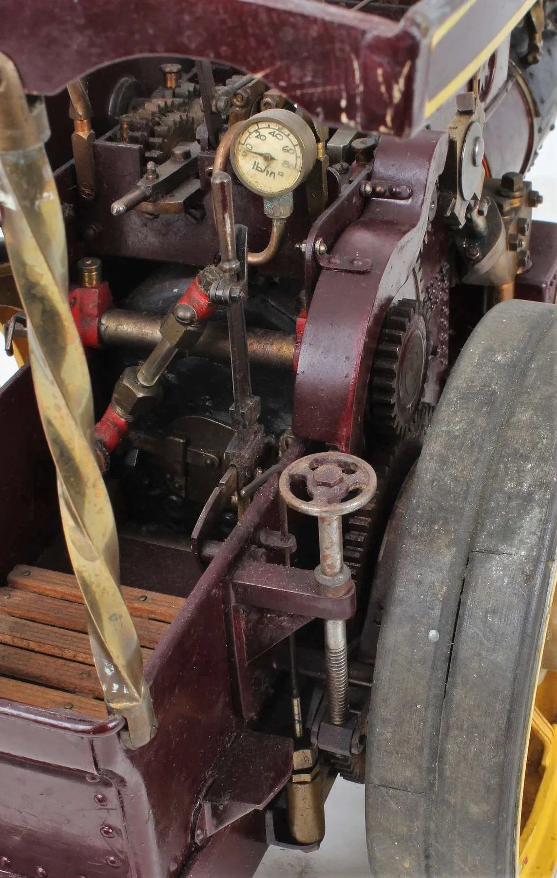 1 inch scale Showmans tractor