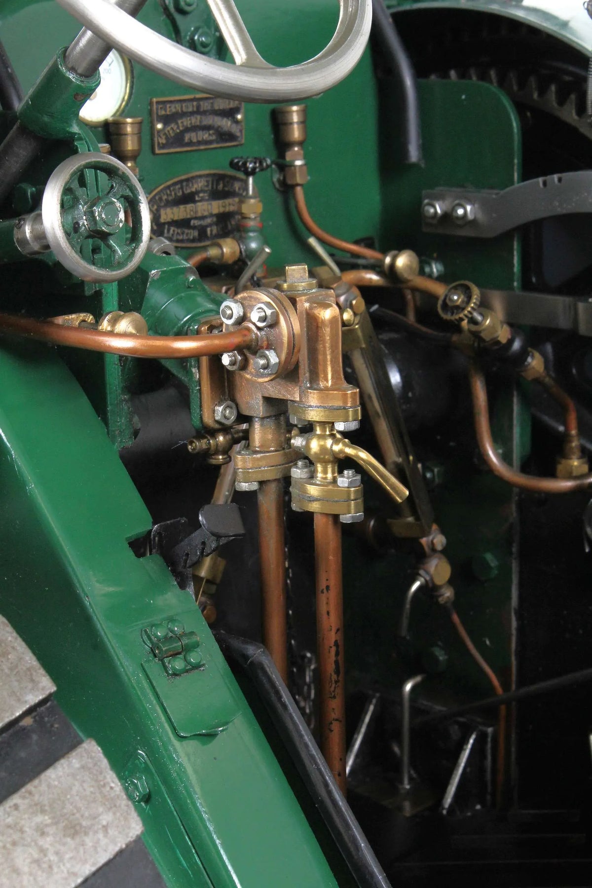 3 inch scale Garrett 4CD 4nhp steam tractor "Lord Raglan"