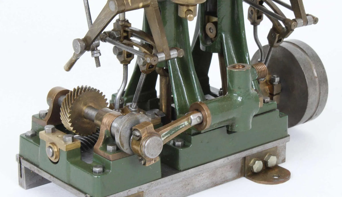 Stuart Double Ten with reversing gear & boiler feed pump