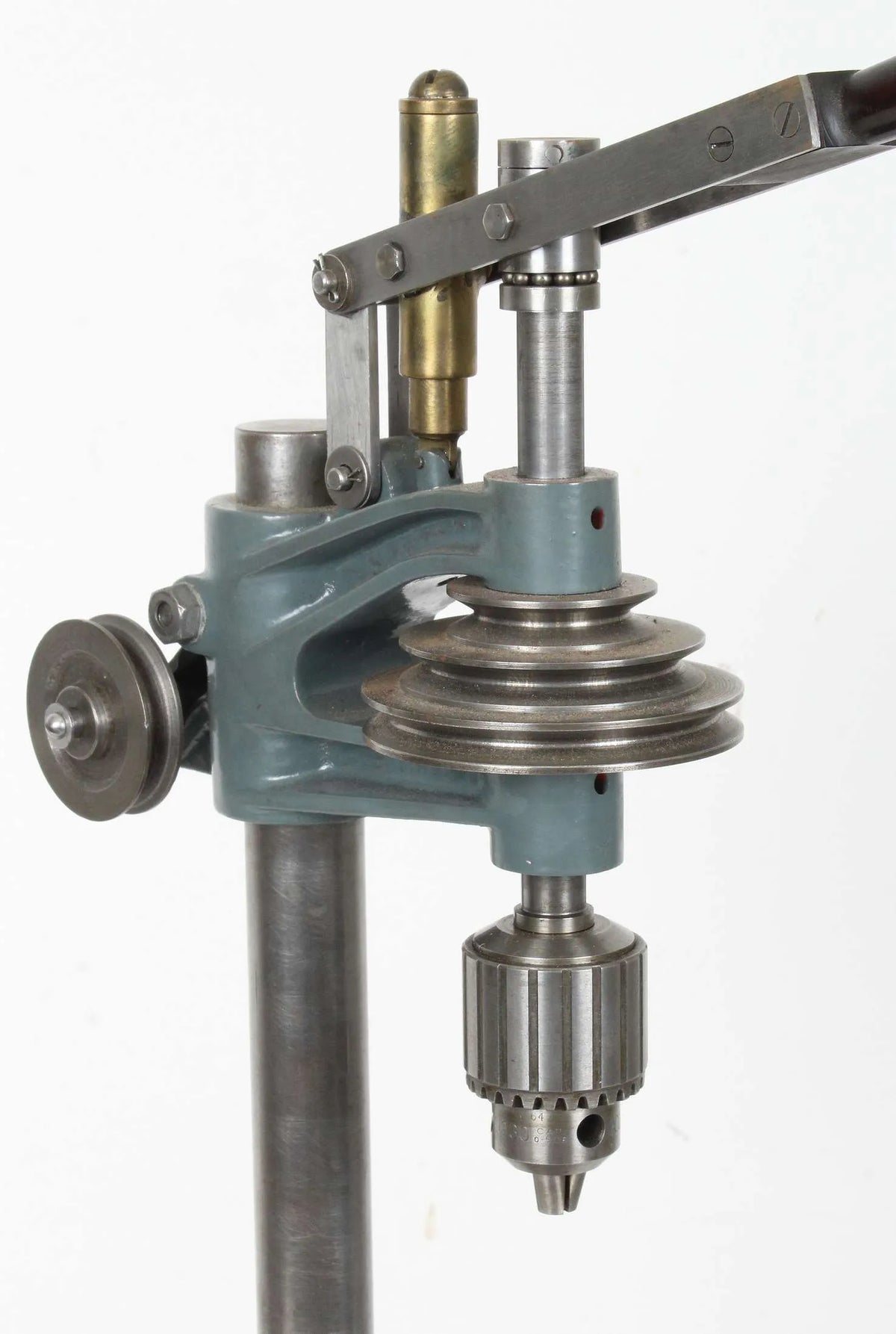 Sensitive drilling machine