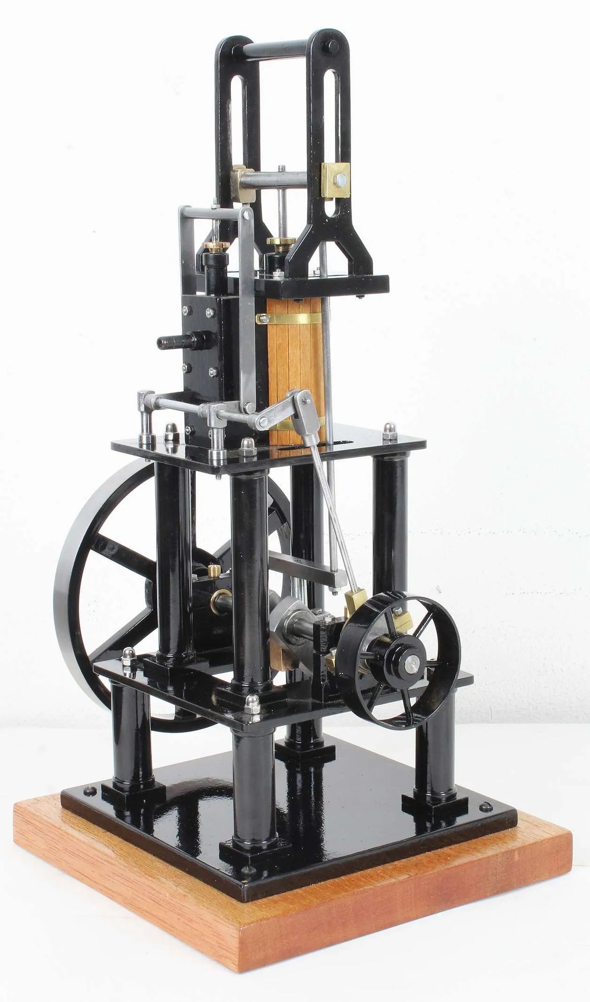 1 inch scale table engine