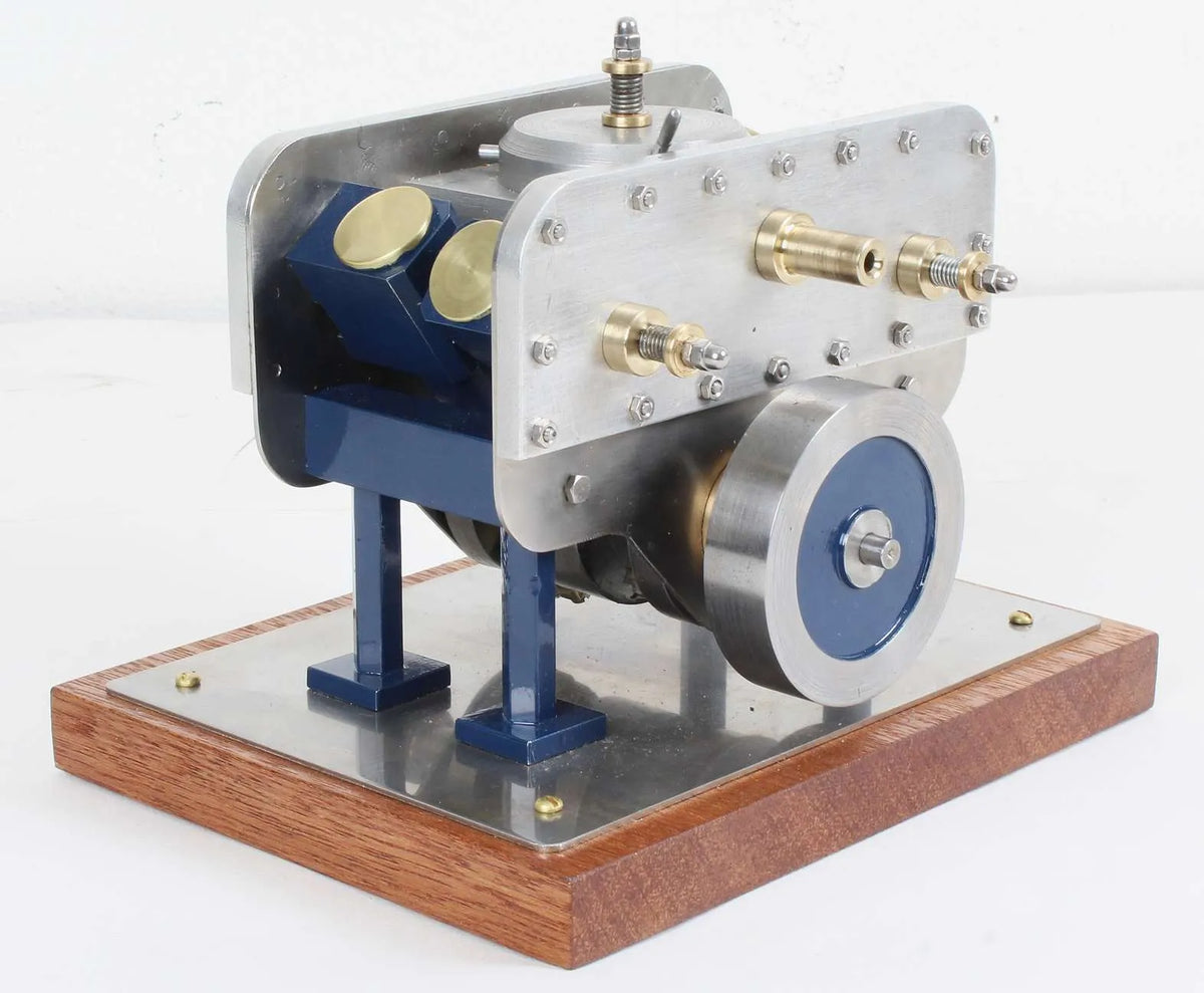 V4 oscillating engine