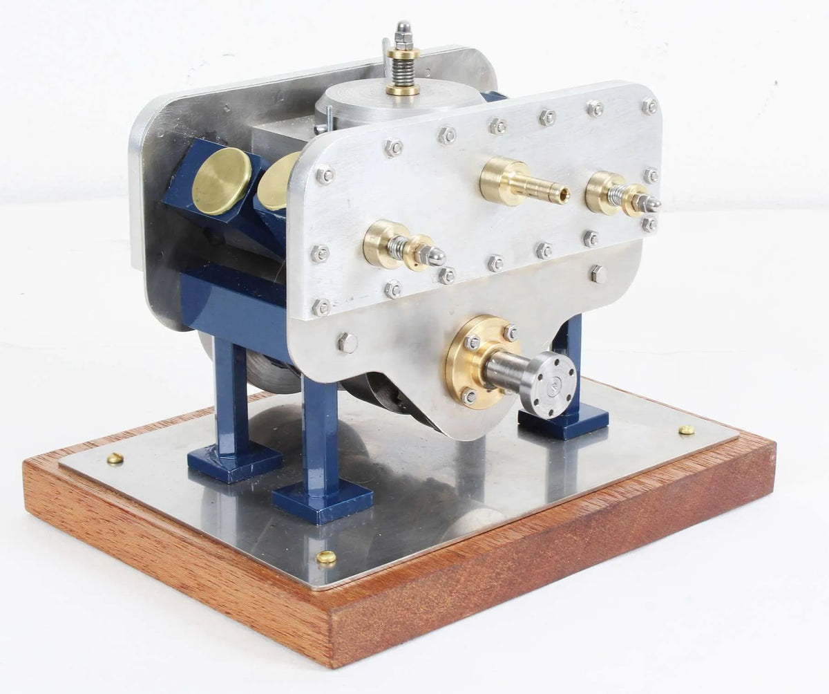 V4 oscillating engine