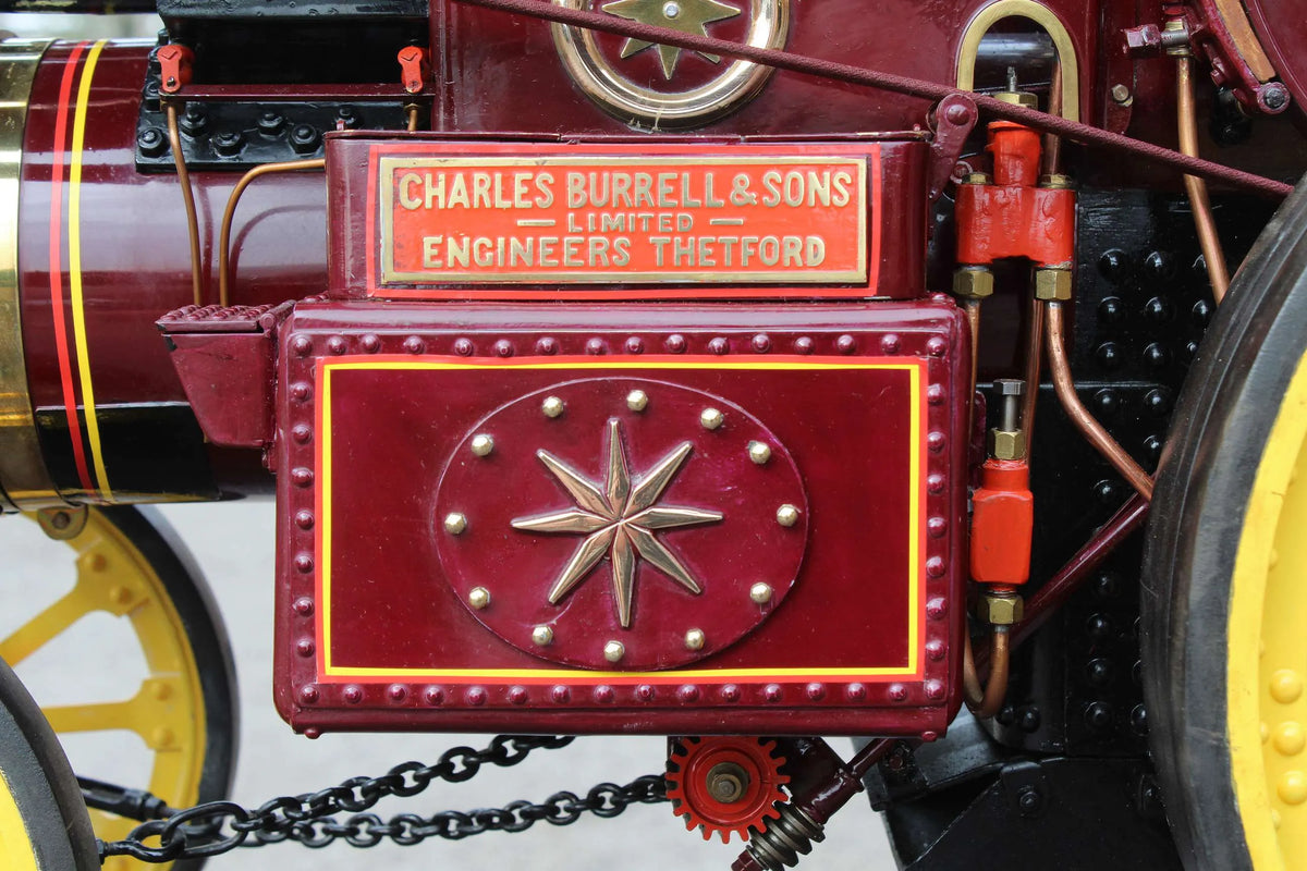 2 inch scale Burrell Gold Medal DCC Showmans tractor