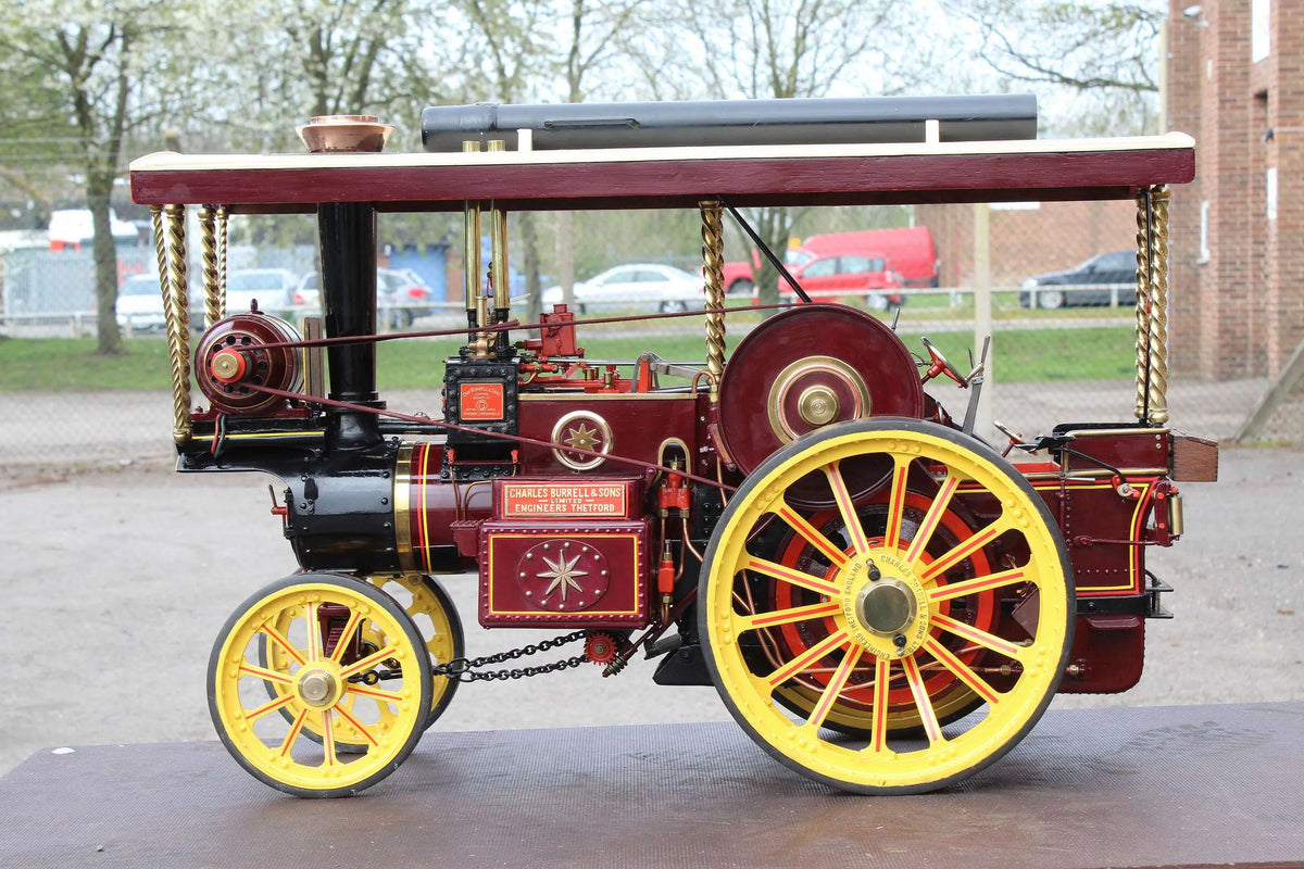 2 inch scale Burrell Gold Medal DCC Showmans tractor