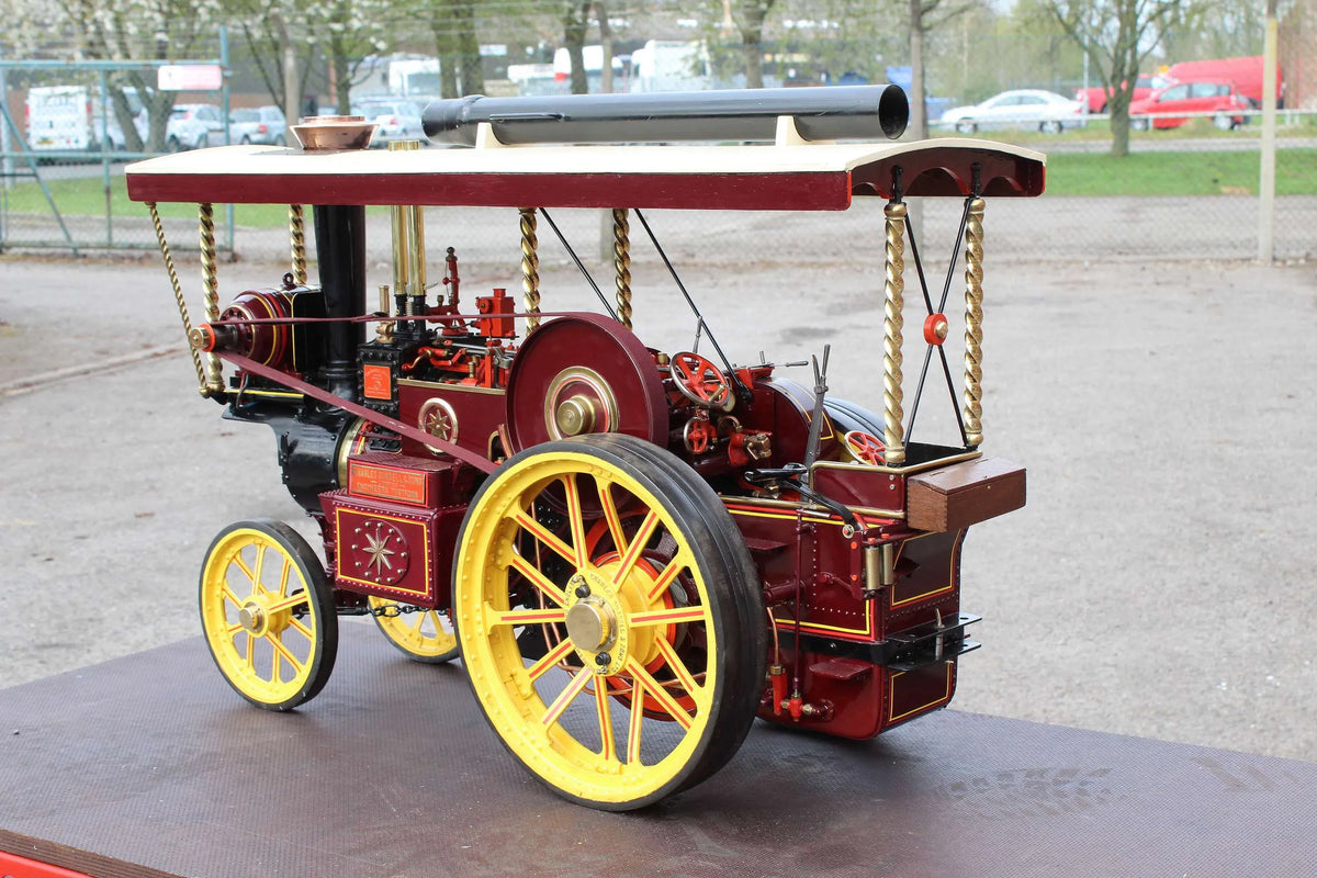 2 inch scale Burrell Gold Medal DCC Showmans tractor