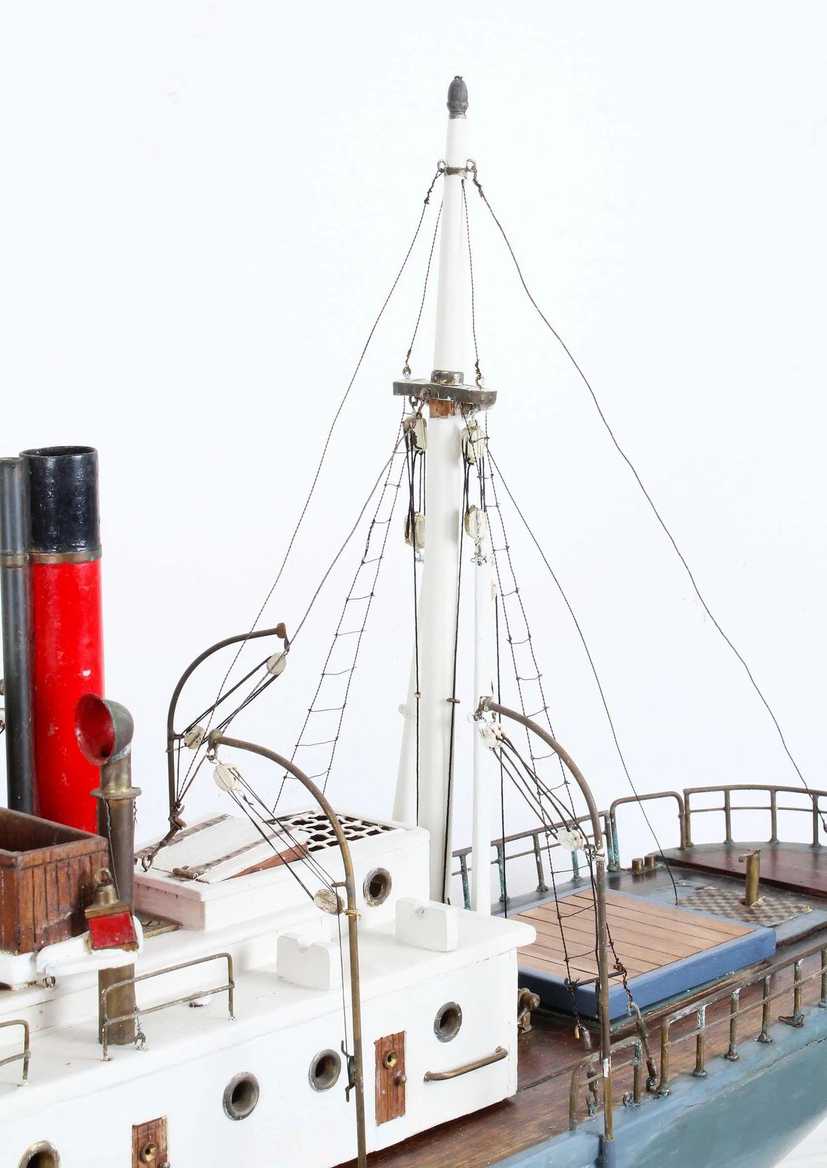 Steam tug with Stuart ST engine