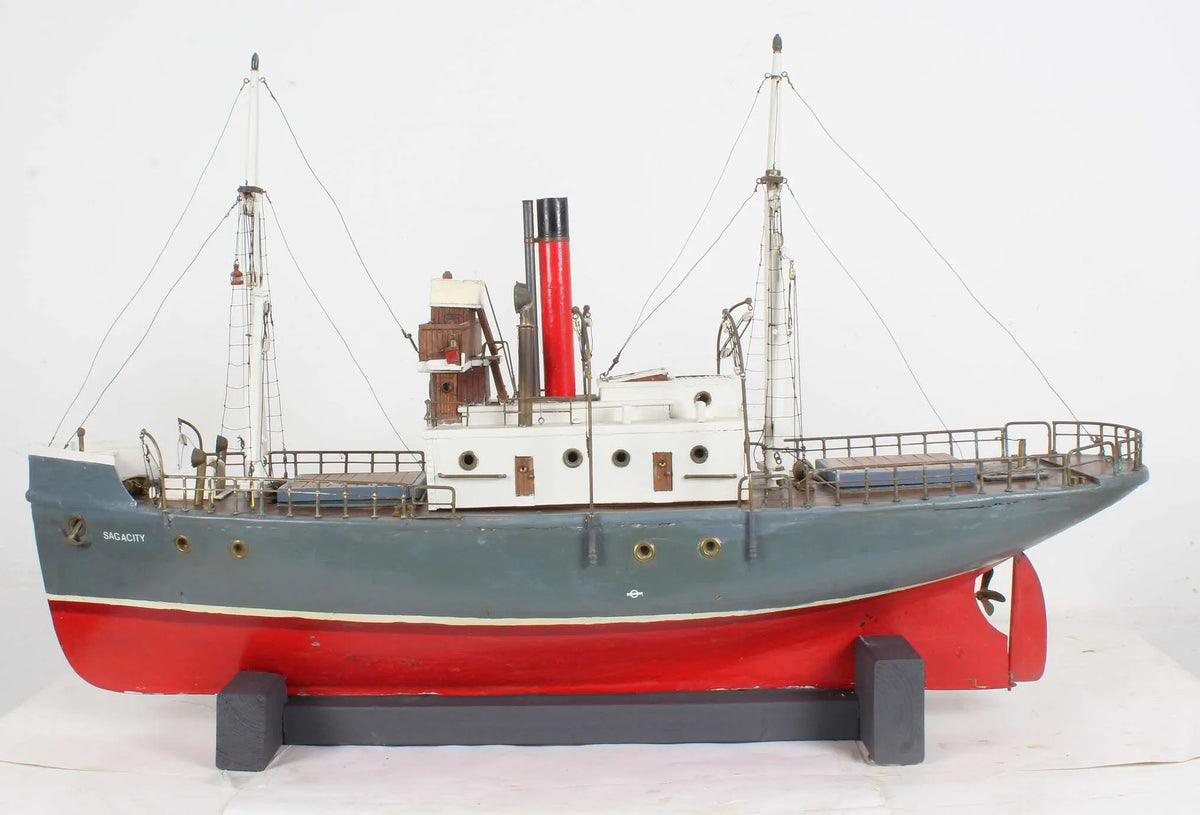 Steam tug with Stuart ST engine