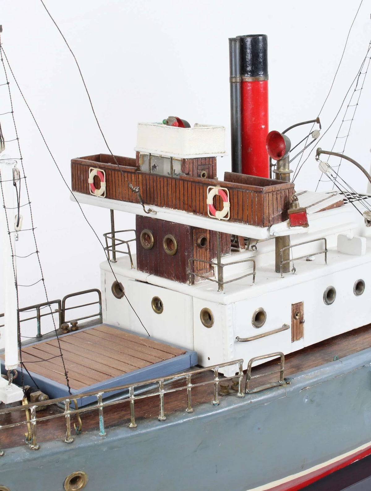 Steam tug with Stuart ST engine
