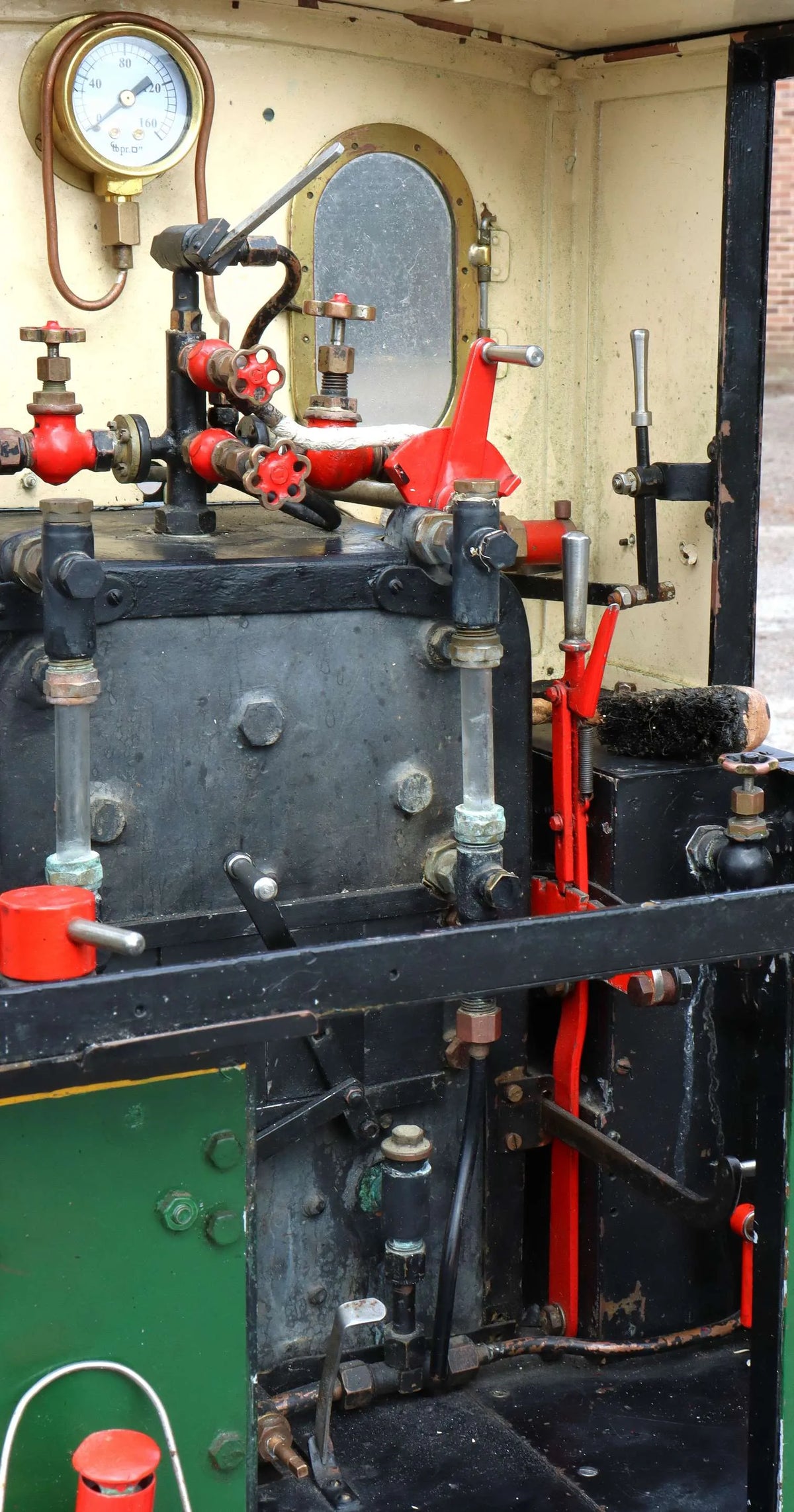 5 inch gauge Talyllyn Railway 0-4-0WT No.6 "Douglas"