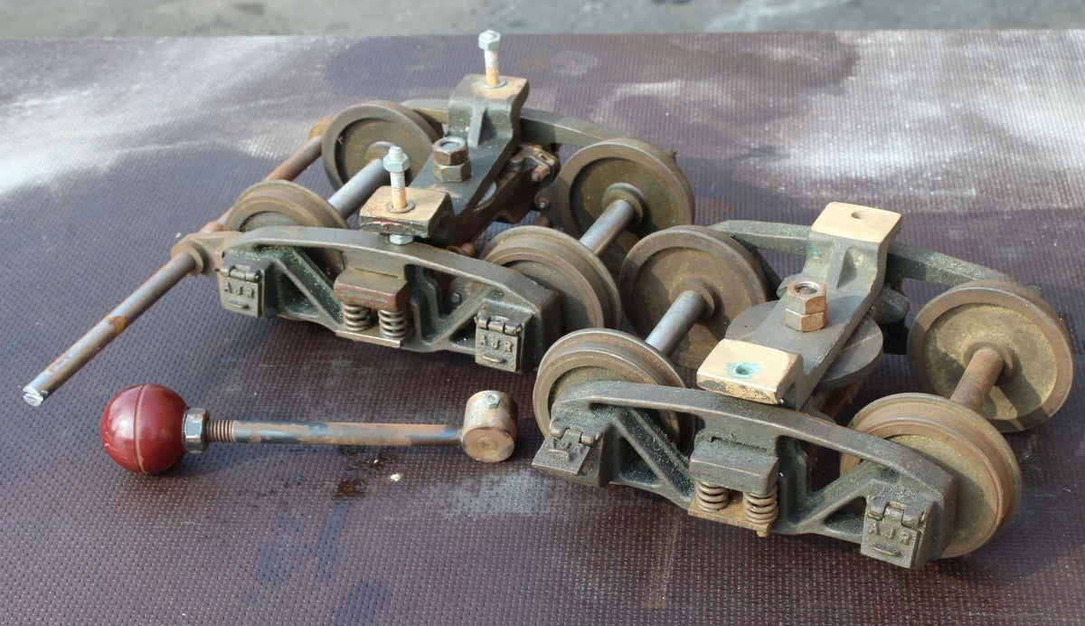 Pair 3 1/2 inch gauge Reeves bogies