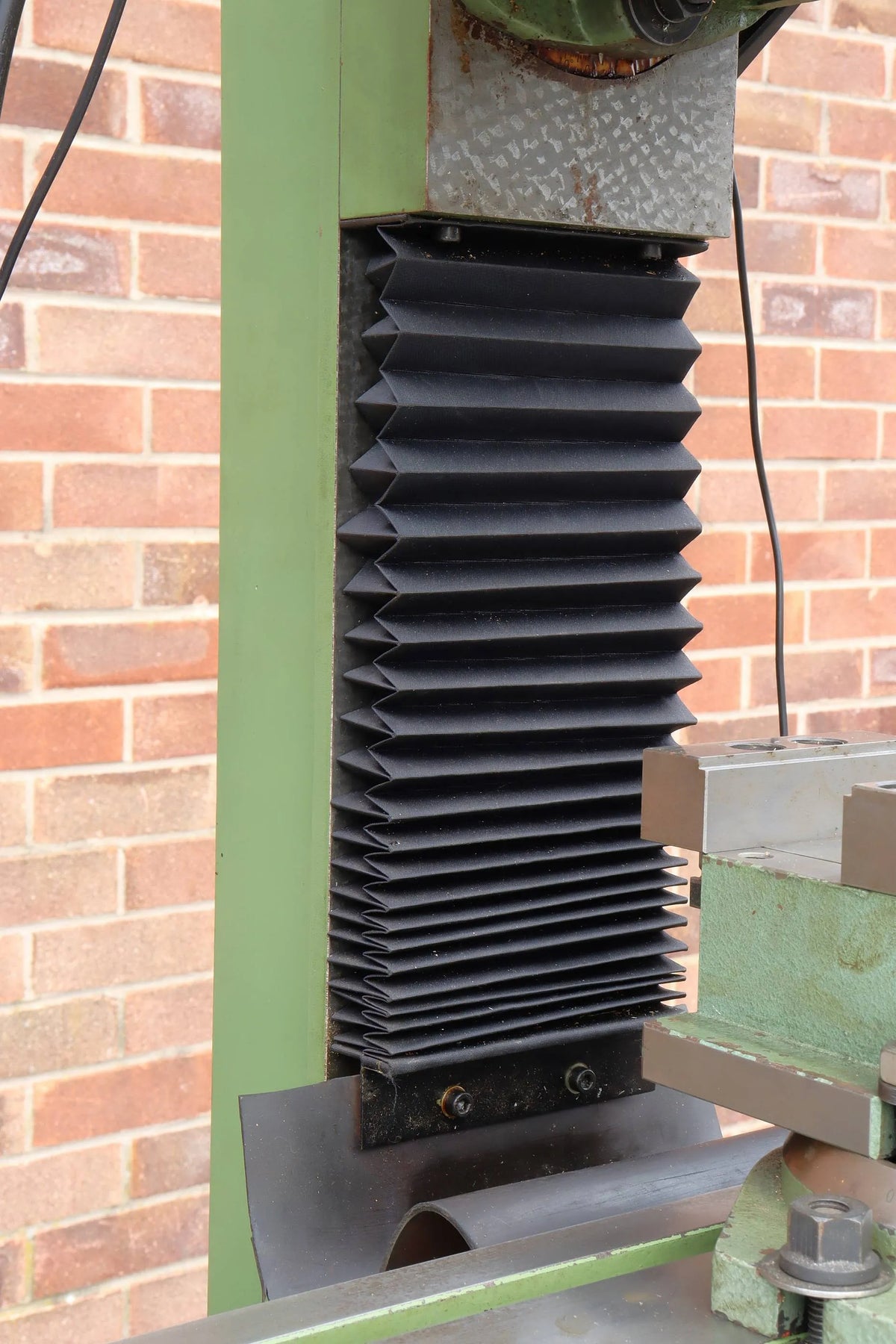 Warco WM16 mill with DRO & power feed