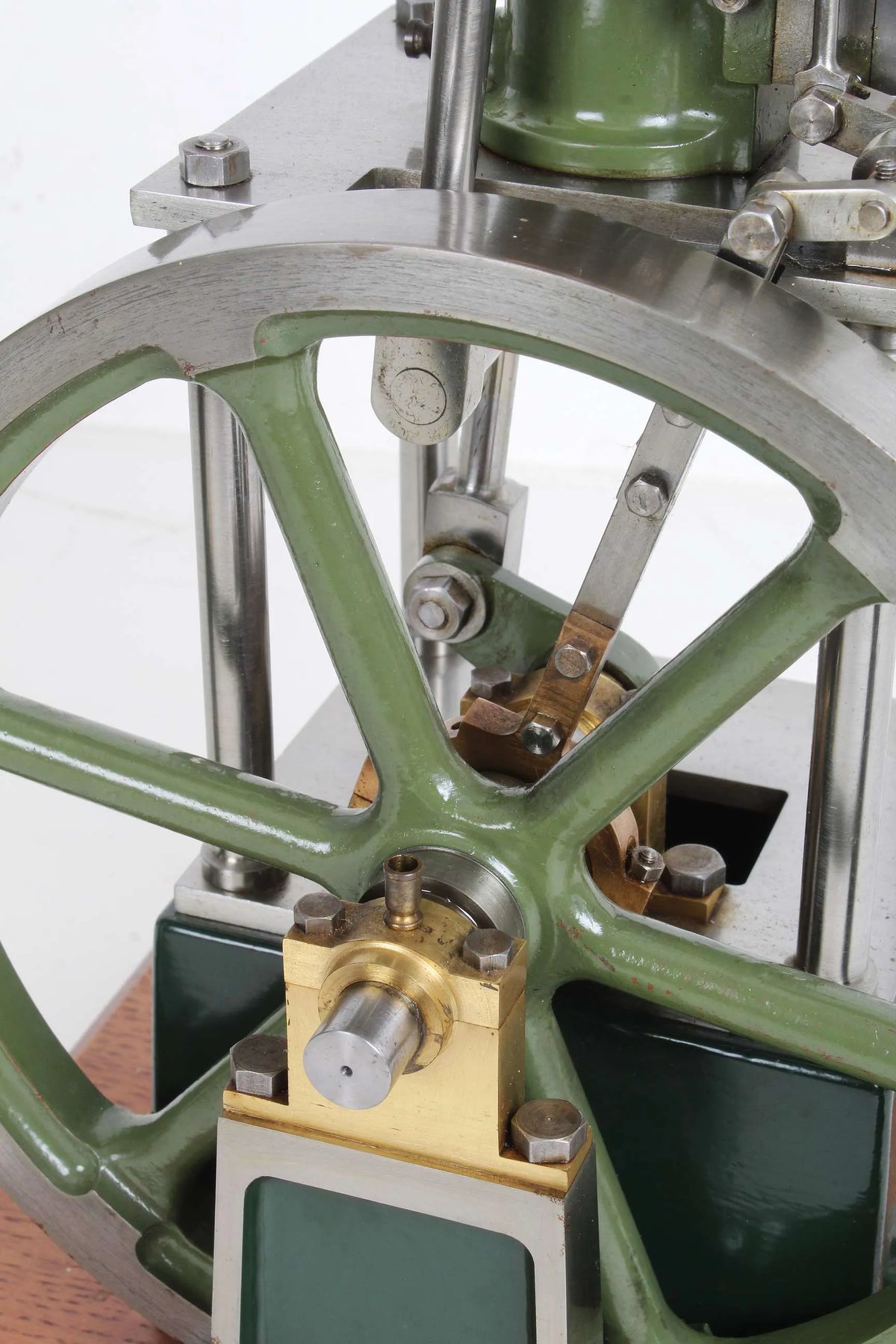 Stuart "James Coombes" table engine