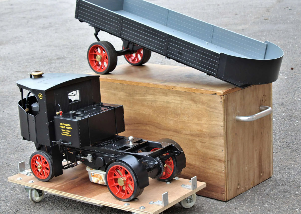 2 inch scale Clayton steam wagon