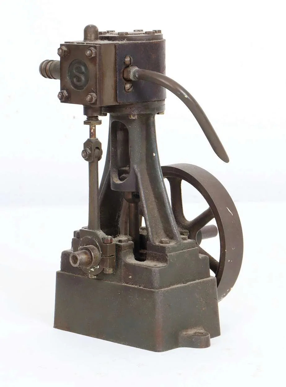Stuart 10V vertical engine