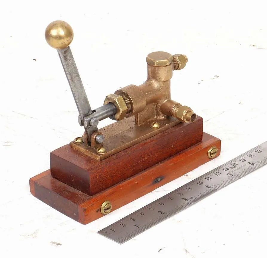 Pair of hand pumps