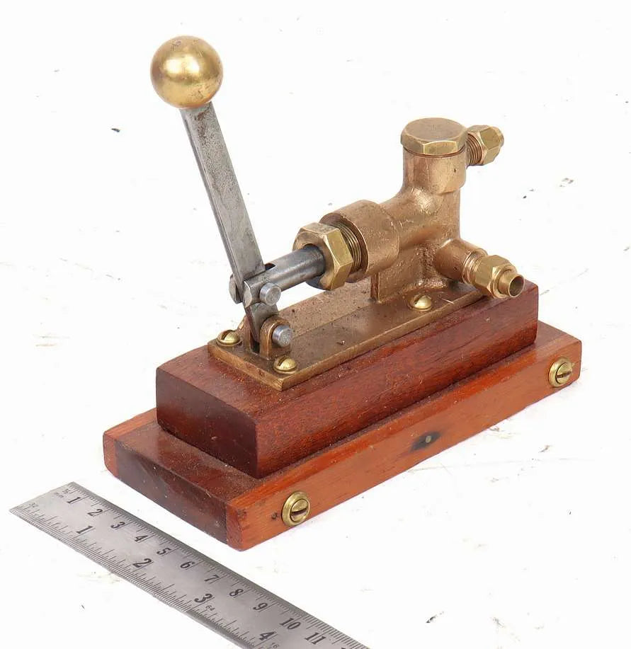 Pair of hand pumps