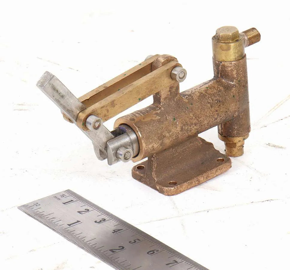 Pair of hand pumps