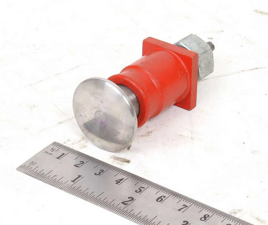 Two pairs of 5 inch gauge buffers