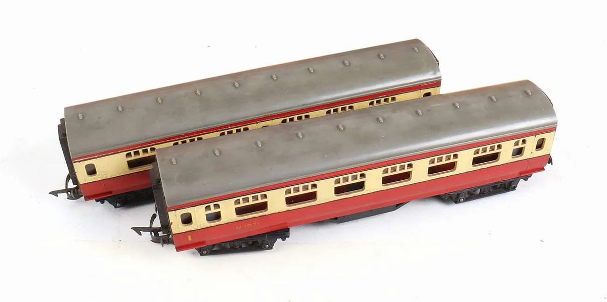 Triang OO-gauge locomotives, rolling stock etc