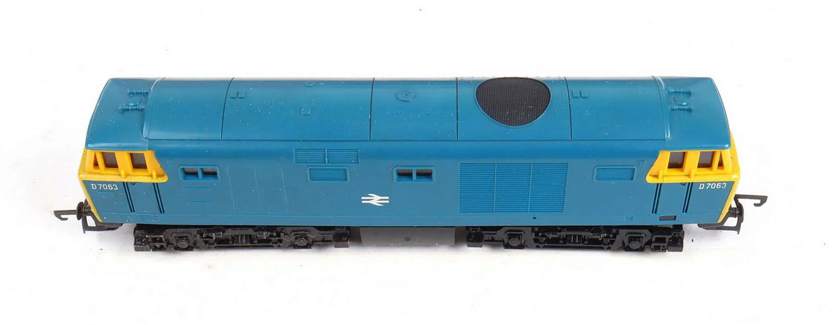 Triang OO-gauge locomotives, rolling stock etc
