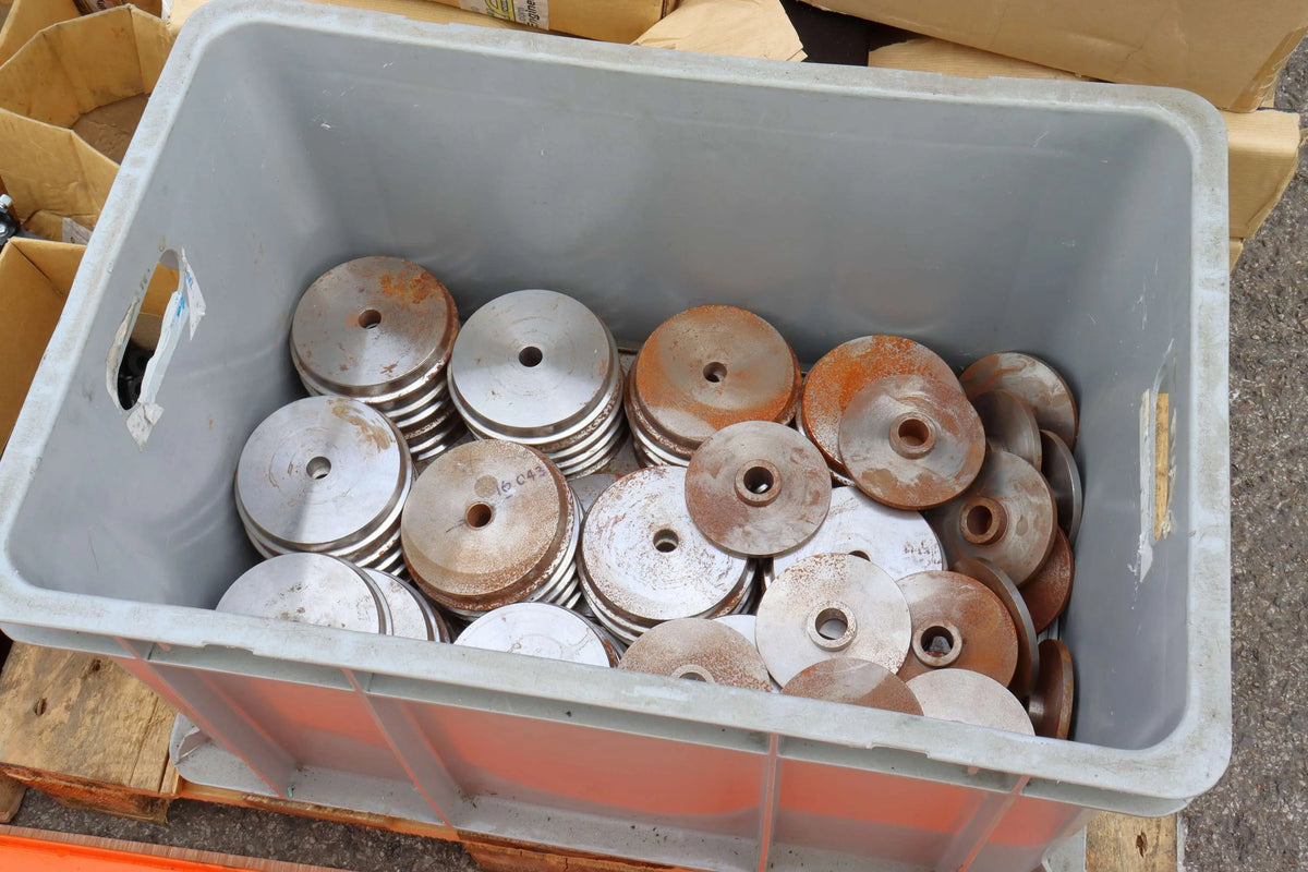 5 inch gauge raised level braked driving trucks