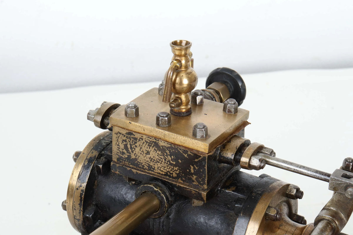 Vintage horizontal mill engine