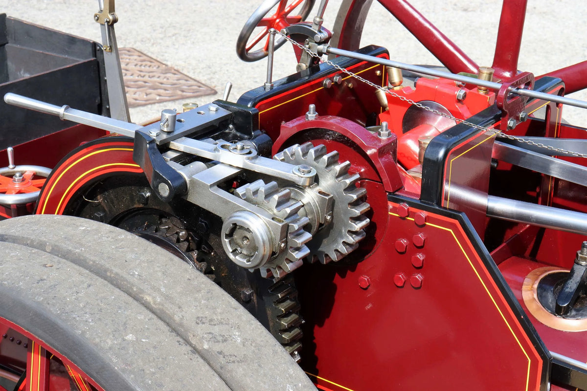 4 inch scale 6nhp Burrell agricultural engine with water bowser