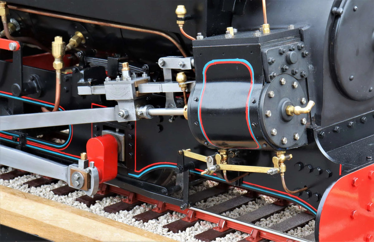 3 1/2 inch gauge Hunslet Penrhyn Class 0-4-0ST No.589 "Linda"