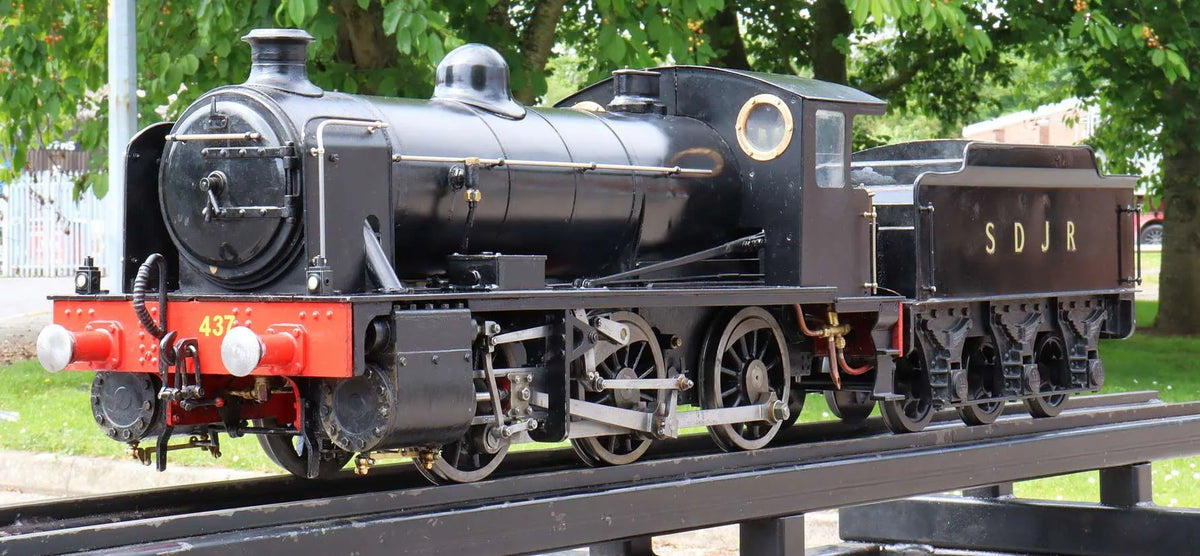 5 inch gauge 0-6-0 + tender