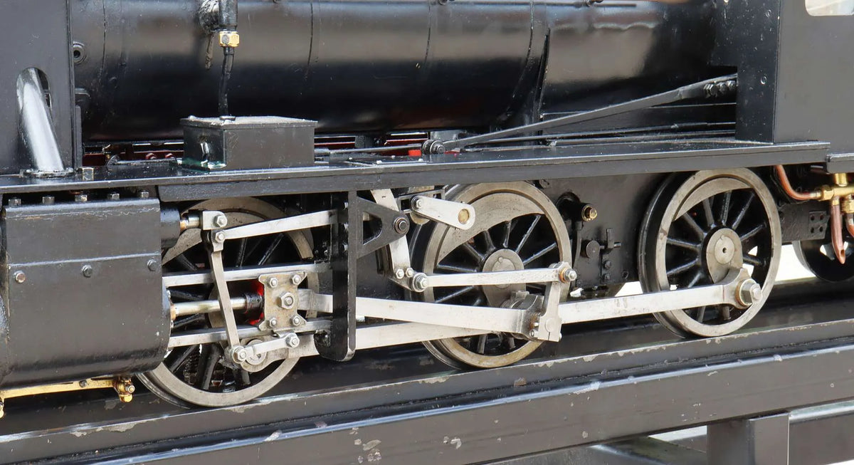 5 inch gauge 0-6-0 + tender