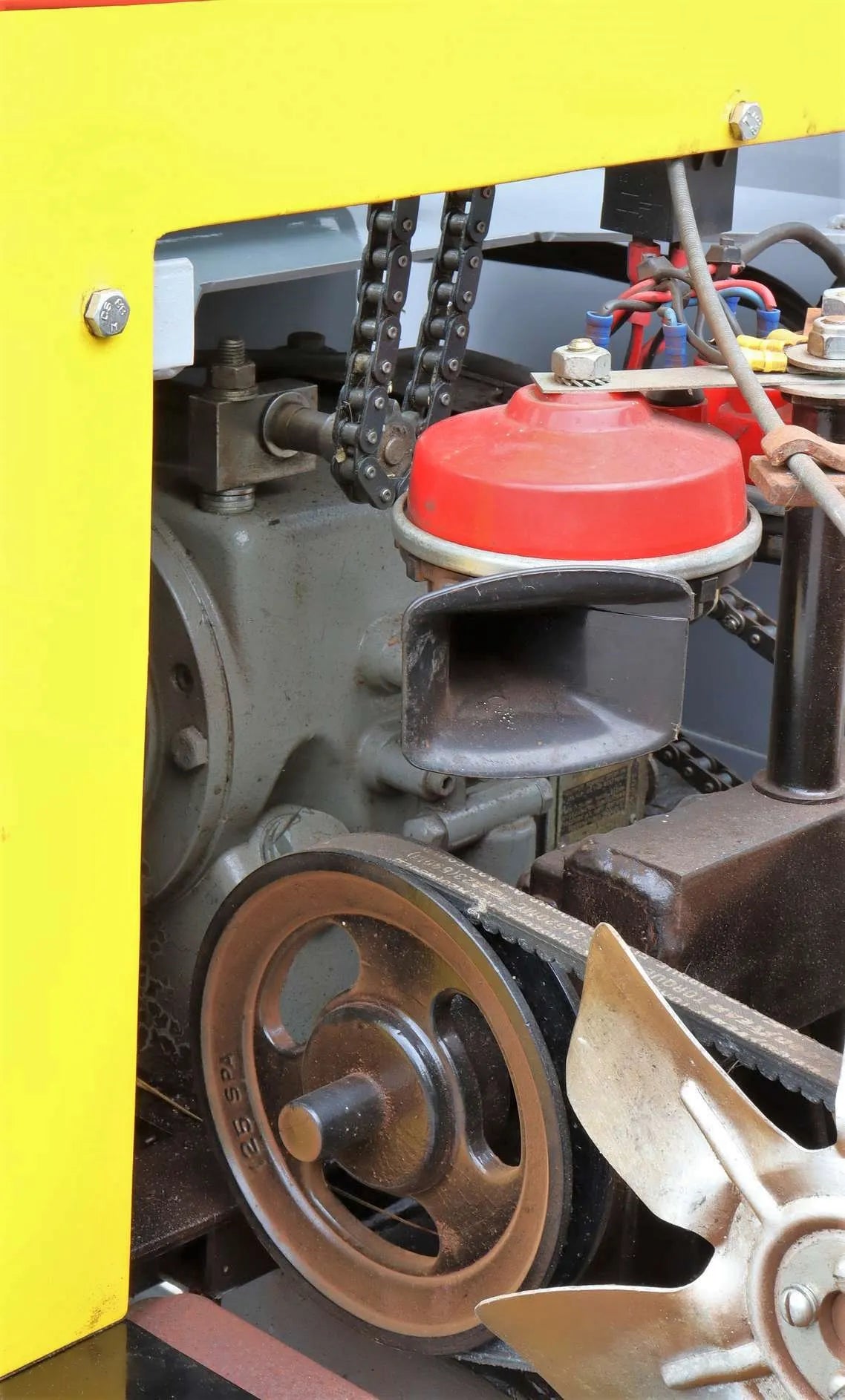 7 1/4 inch narrow gauge petrol hydraulic shunter