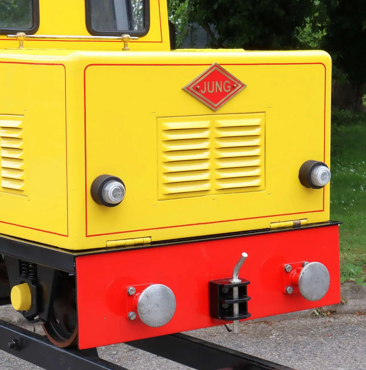7 1/4 inch narrow gauge petrol hydraulic shunter