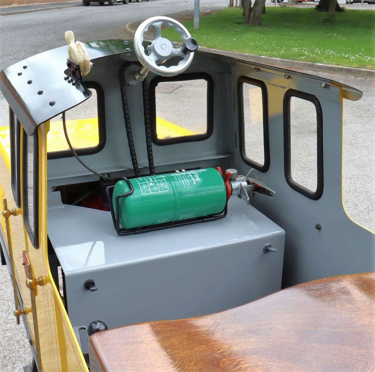 7 1/4 inch narrow gauge petrol hydraulic shunter