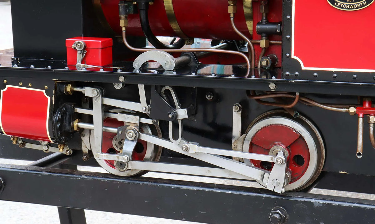 7 1/4 inch narrow gauge 0-4-0ST with driving truck