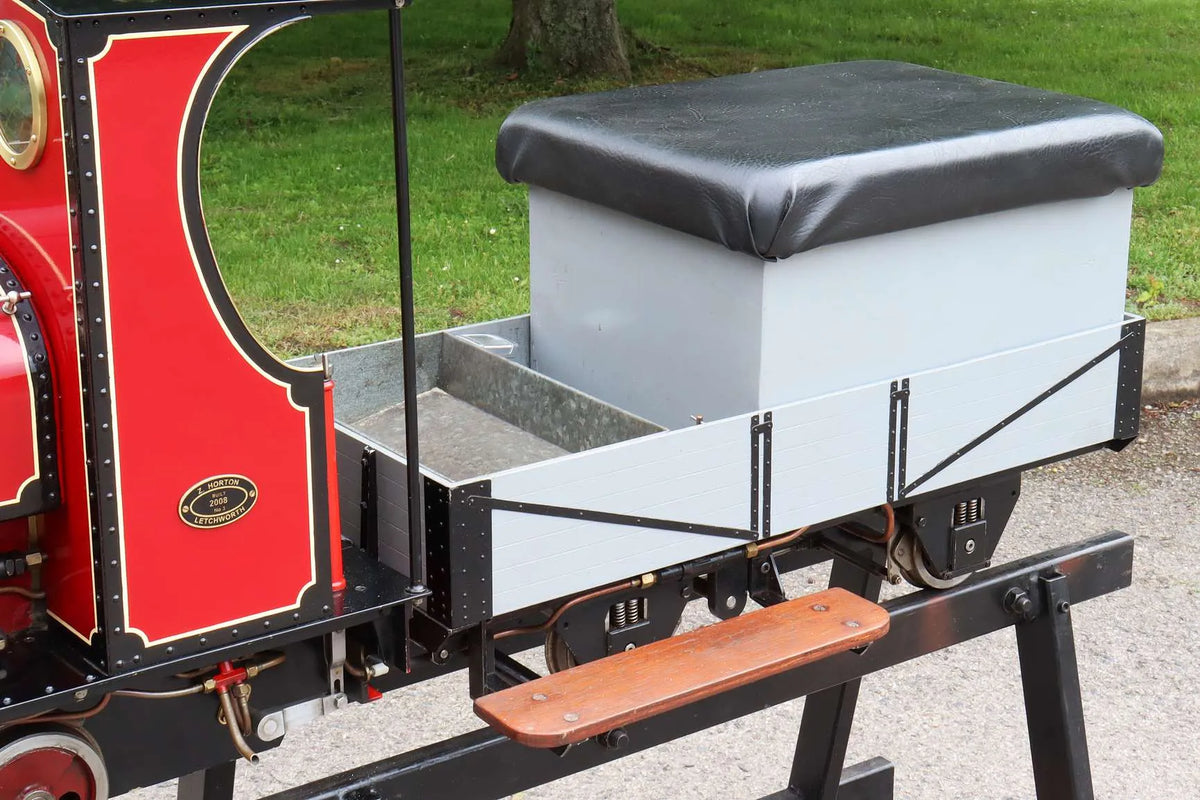 7 1/4 inch narrow gauge 0-4-0ST with driving truck