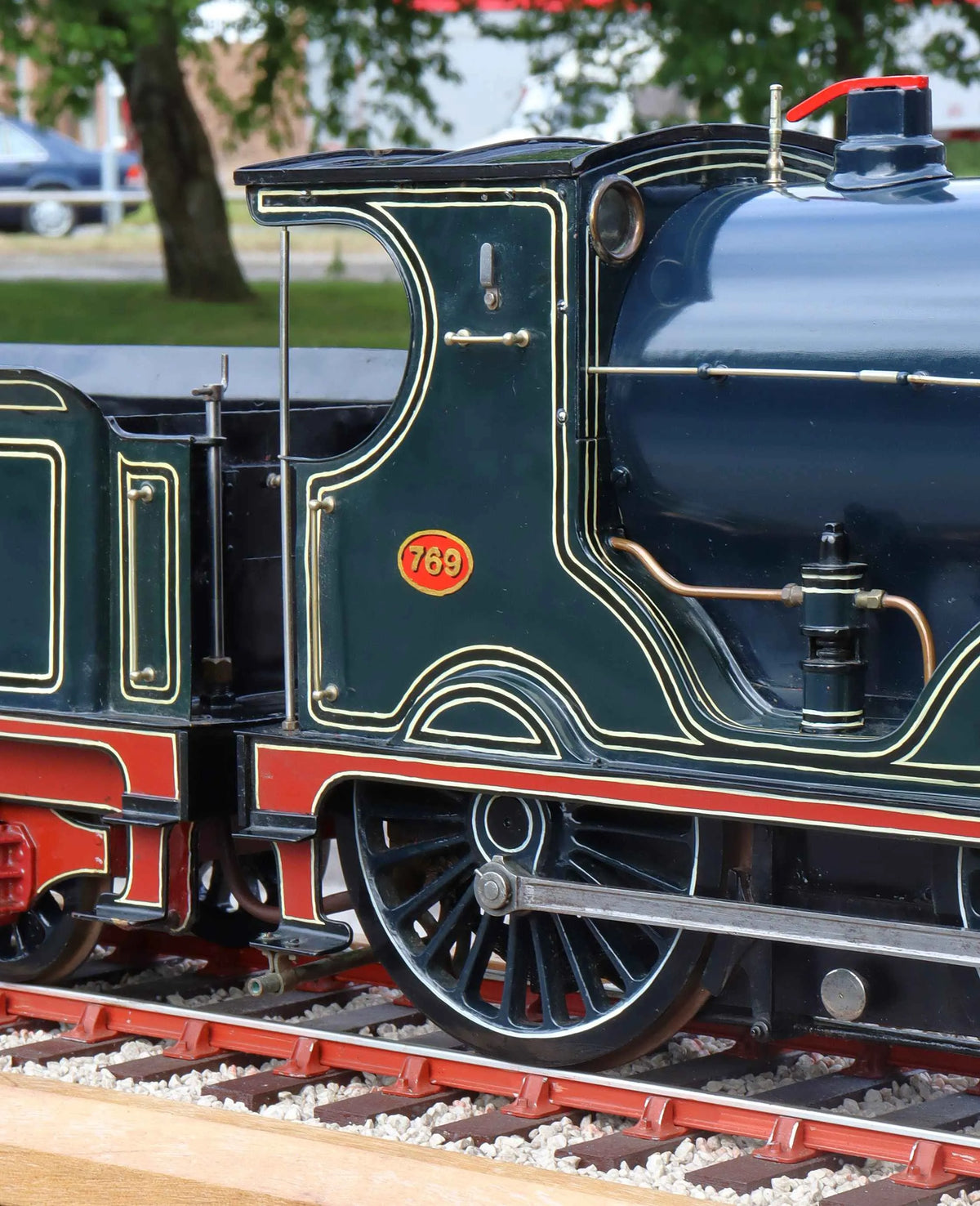 3 1/2 inch gauge Caledonian Railway "Dunalastair" 4-4-0