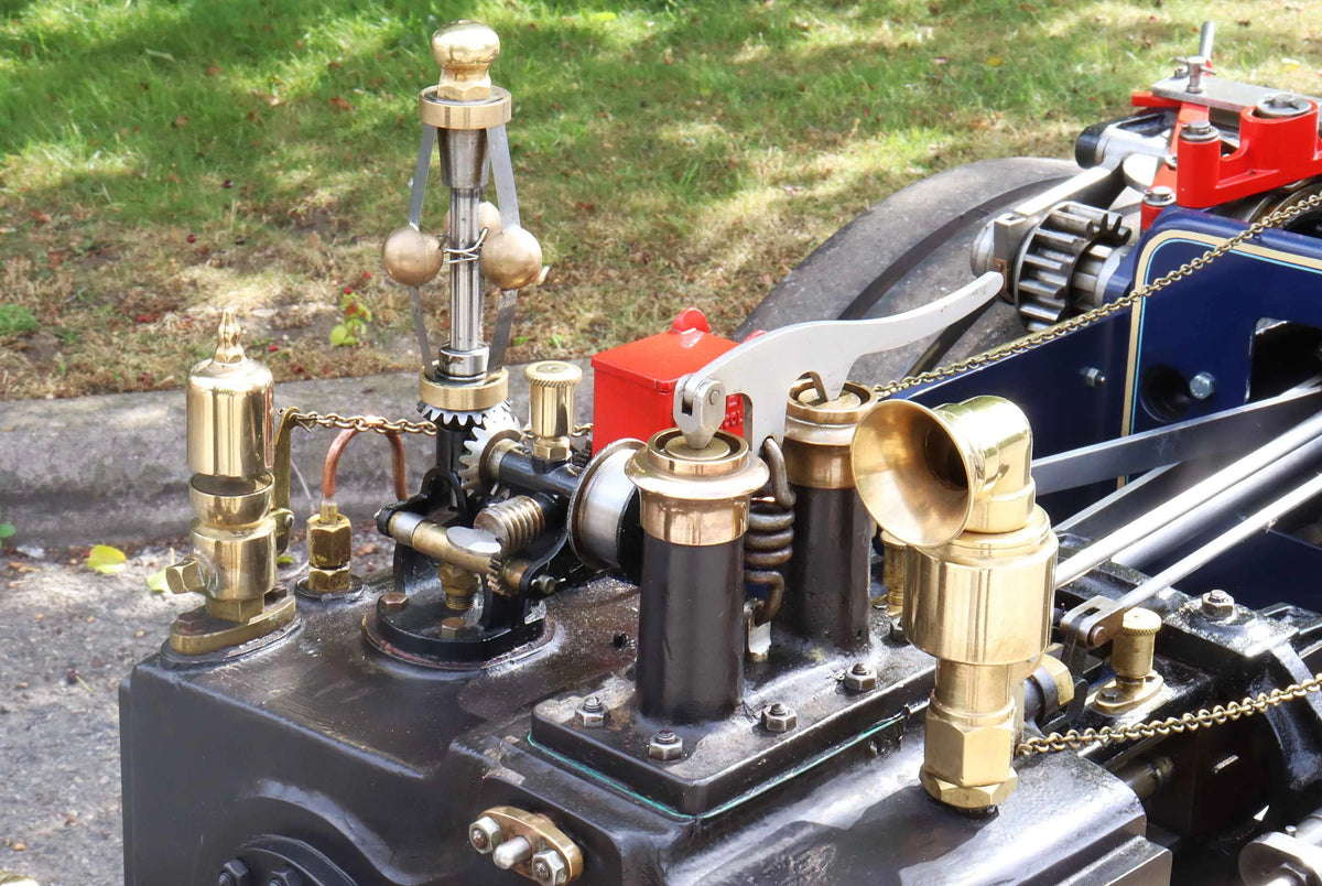 4 inch scale Burrell DCC road locomotive