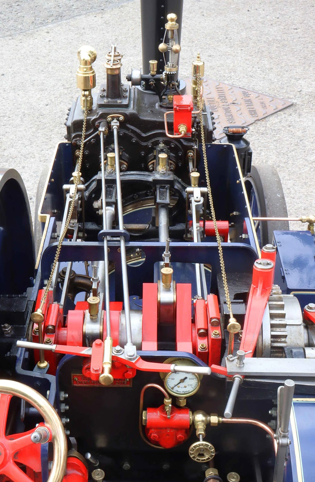 4 inch scale Burrell DCC road locomotive