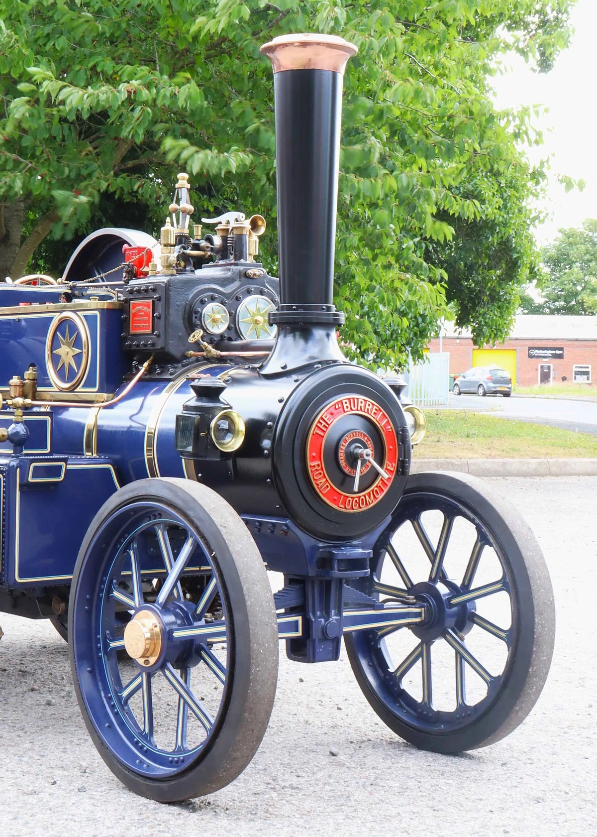 4 inch scale Burrell DCC road locomotive
