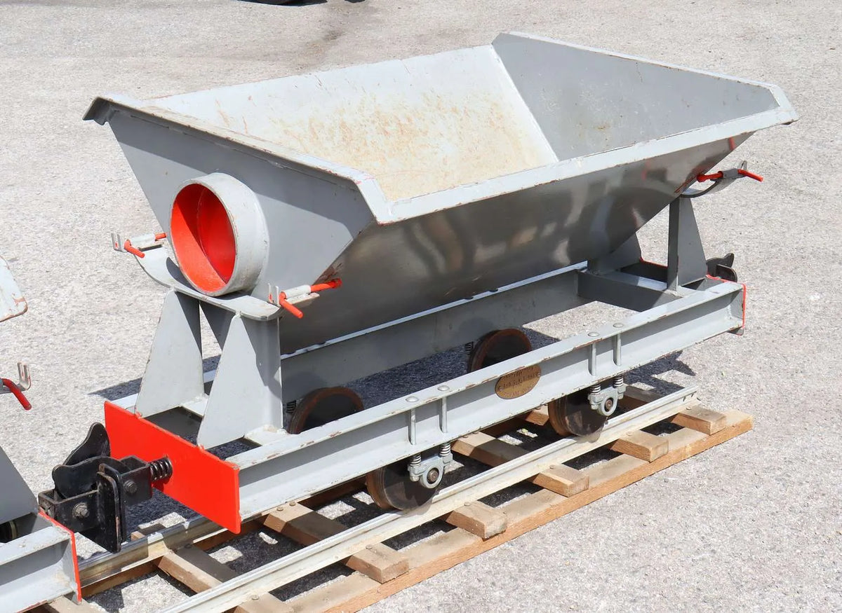 7 1/4 inch narrow gauge tipper wagon