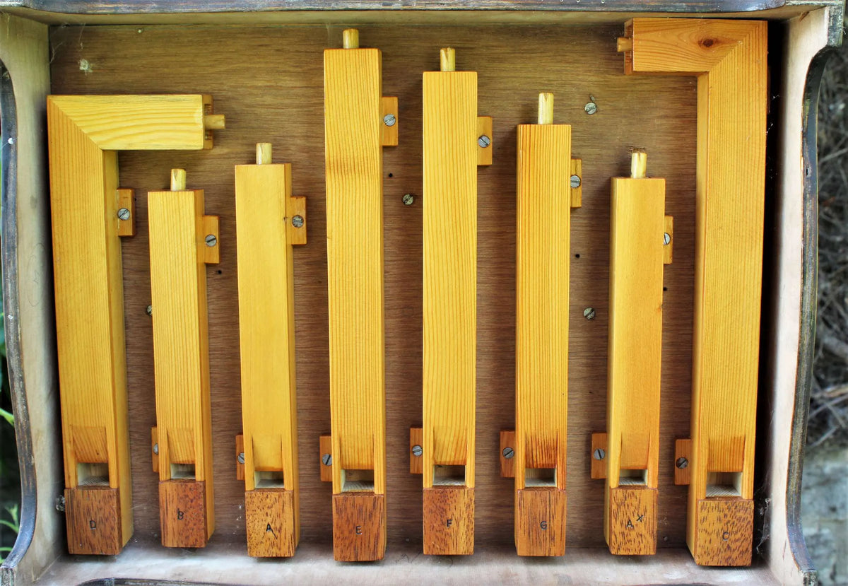 Trueman hand-turned pipe organ