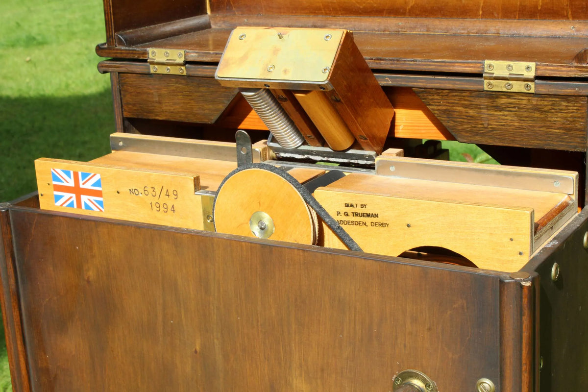 Trueman hand-turned pipe organ