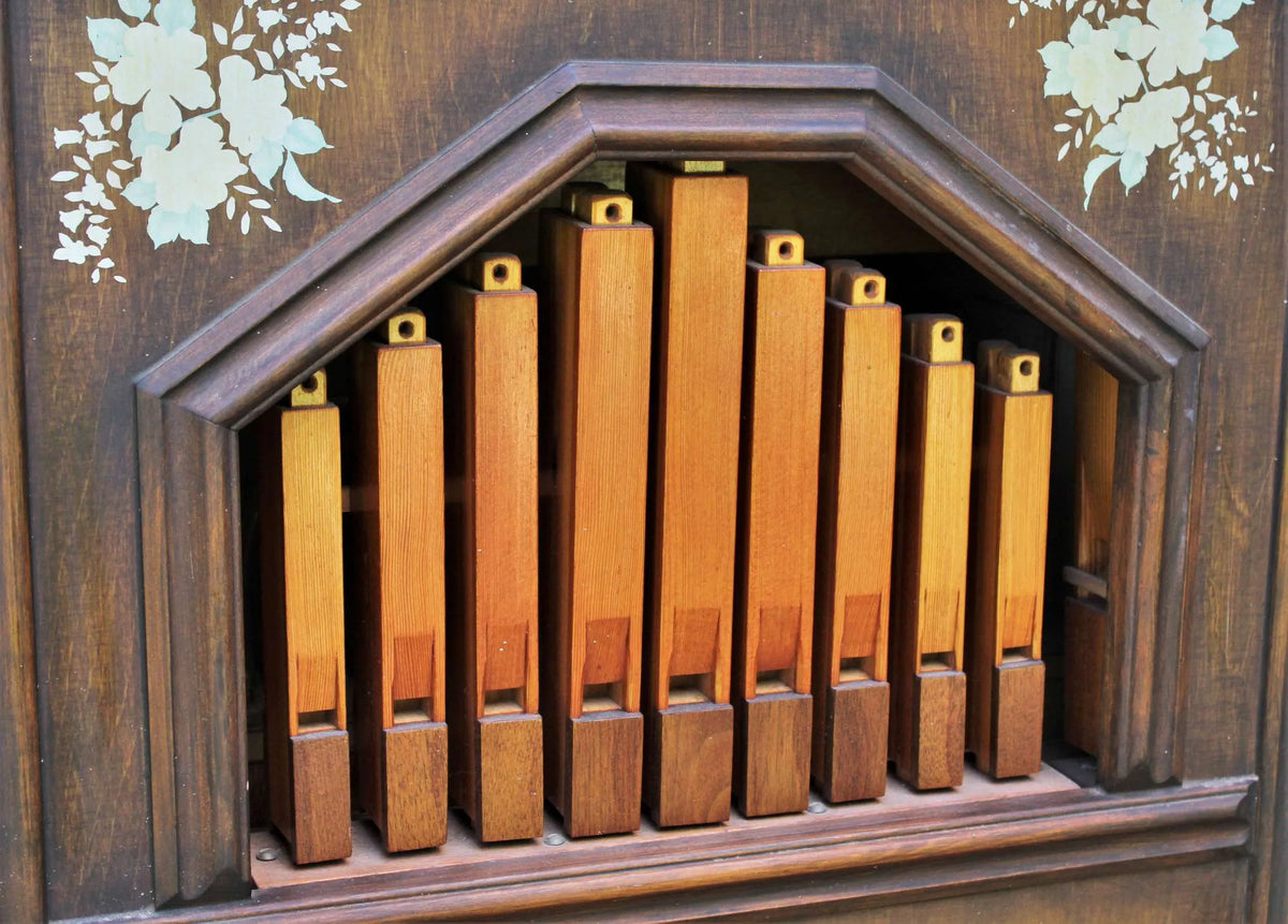 Trueman hand-turned pipe organ