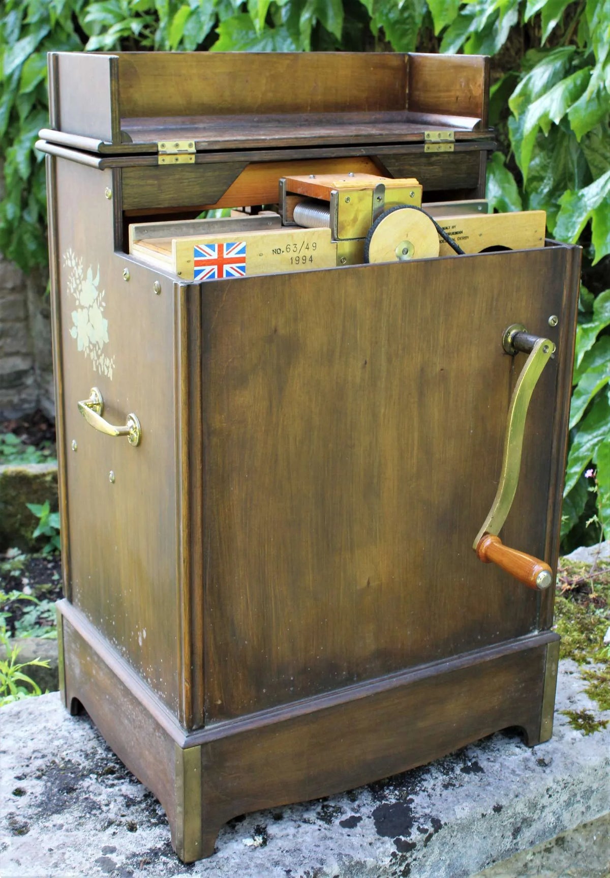 Trueman hand-turned pipe organ