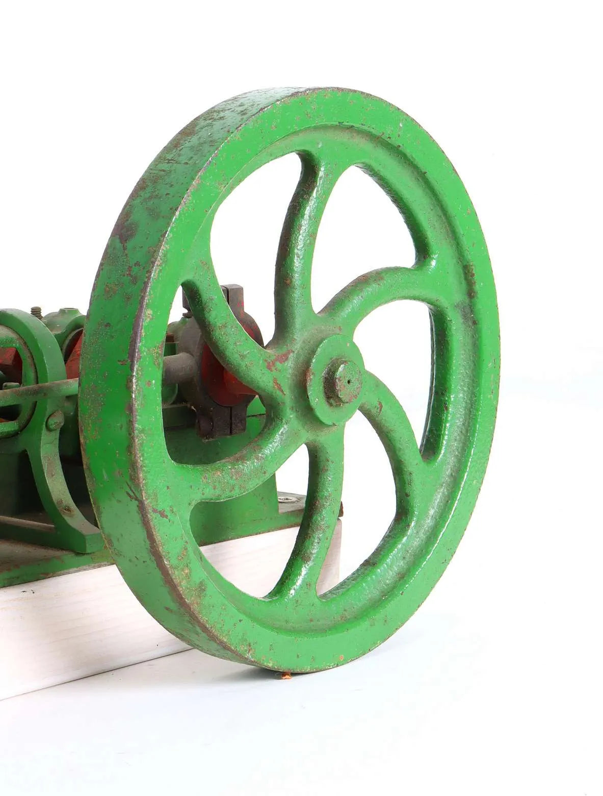 Large scratch-built horizontal twin engine