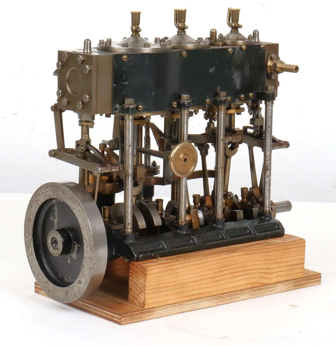 Stuart triple expansion engine